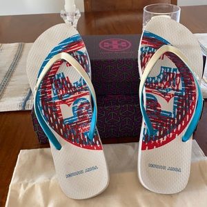 💯 Authentic Tory Burch Flip Flops.